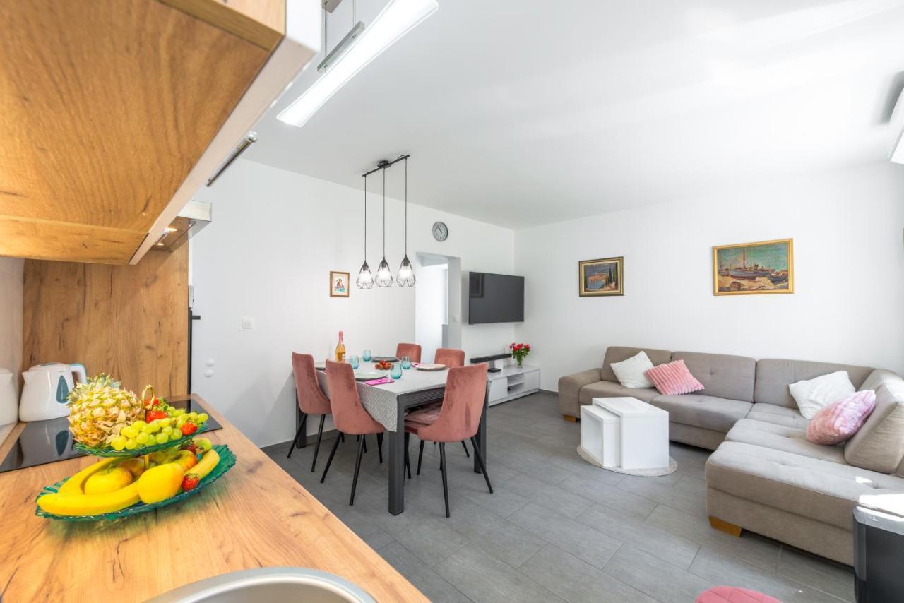 Ana & Mia Apartment ドゥブロブニク エクステリア 写真