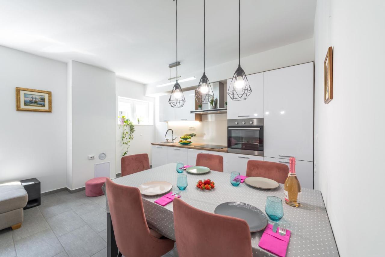 Ana & Mia Apartment ドゥブロブニク エクステリア 写真